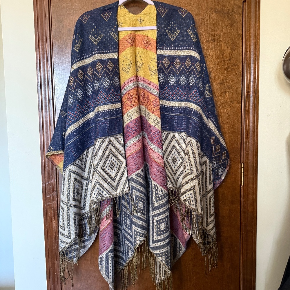 Woman's Shawl reversible